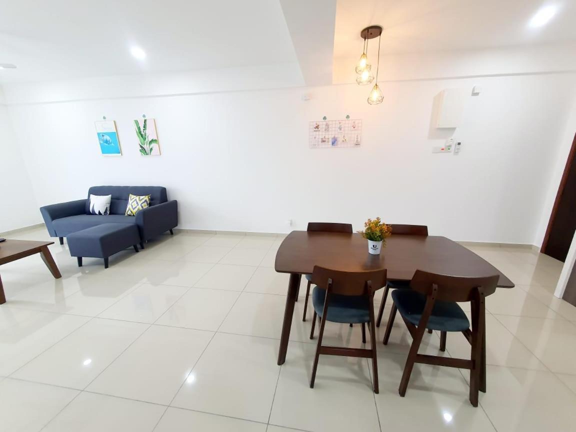 Lovely 2room Suite6pax@sky Juru Sentral Apartment *